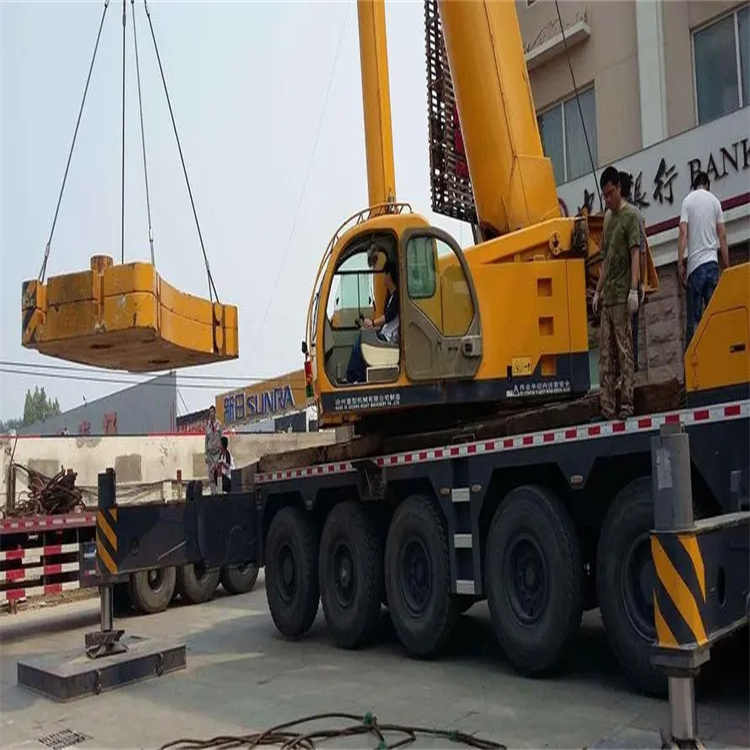 光山当地吊车出租|机器吊装|75吨|工厂搬迁服务